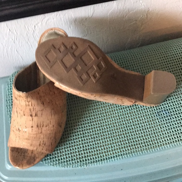 White mountain - Picture 2 of 2